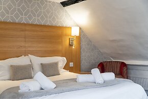 The Red Lion Hotel