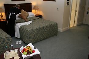 Maudlins House Hotel