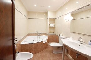 Agh Hotel