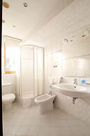 Agh Hotel