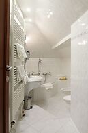Agh Hotel