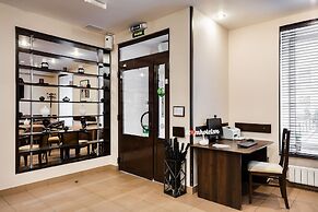 M Hotel