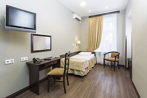 M Hotel