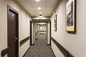 M Hotel