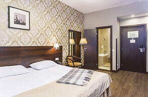 M Hotel