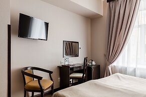 M Hotel