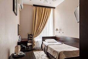 M Hotel