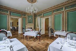 Dwór Kombornia Hotel & SPA