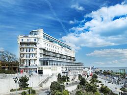 The Palace Hotel