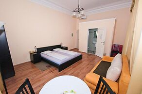 K&T Boardinghouse