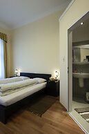 K&T Boardinghouse