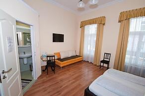 K&T Boardinghouse