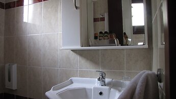 Enalion Hotel