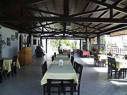 Yilmaz Hotel