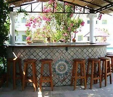 Yilmaz Hotel