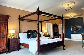 De Rougemont Manor Hotel & Suites