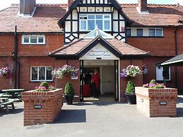 De Rougemont Manor Hotel & Suites