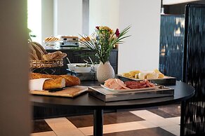 Axolute Comfort Hotel