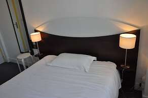 Le Lorient Hotel