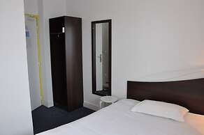 Le Lorient Hotel