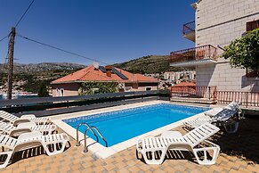 Villa Valjalo