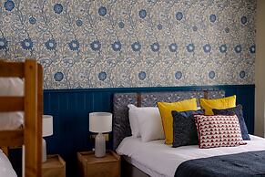 Brisbane House Hotel