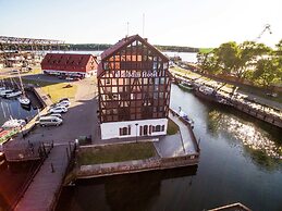 Old Mill Hotel