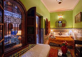 Riad Lakhdar
