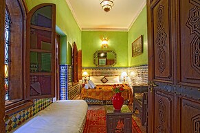 Riad Lakhdar