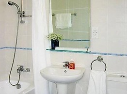 Aura Holiday Villas
