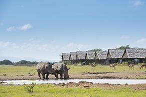 Sweetwaters Serena Camp