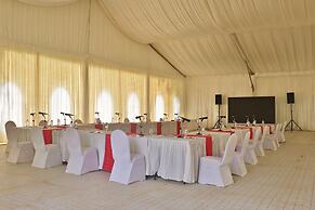 Sweetwaters Serena Camp