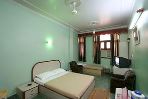 Hotel Woodland Dx
