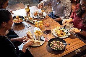 Pestana Chelsea Bridge Hotel & SPA