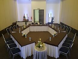 Suites Inn La Muralla Metepec