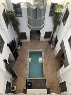 Riad Hadika Maria