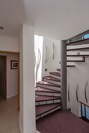 Sea Star Lodge