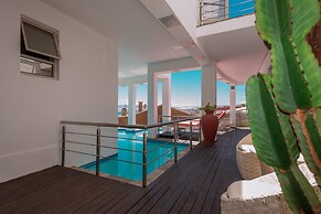 Sea Star Lodge