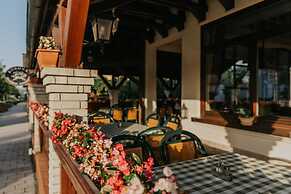 Korona Pension Restaurant