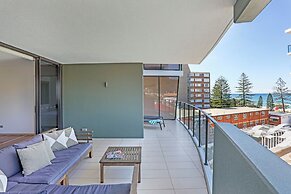 Ambience on Burleigh Beach