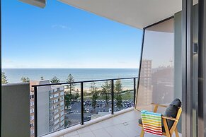 Ambience on Burleigh Beach