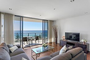 Ambience on Burleigh Beach