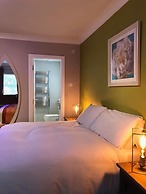 Amber Heights Guesthouse