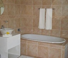 Hoopenburg Guesthouse