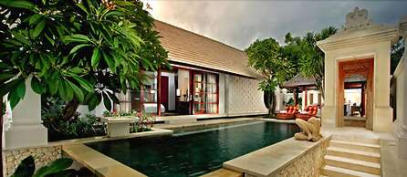 The Royal Santrian