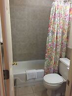 Rustic Motel Rolla