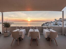 Art Maisons Oia Castle
