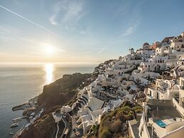 Art Maisons Oia Castle