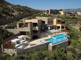 Daios Cove