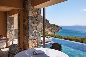 Daios Cove